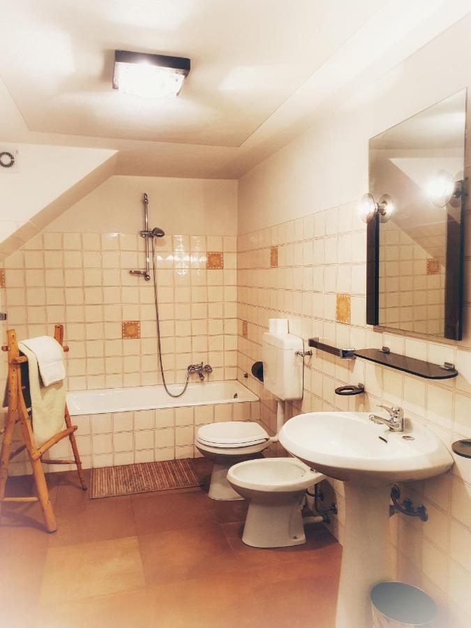 B&B Il Pettirosso Malonno 외부 사진