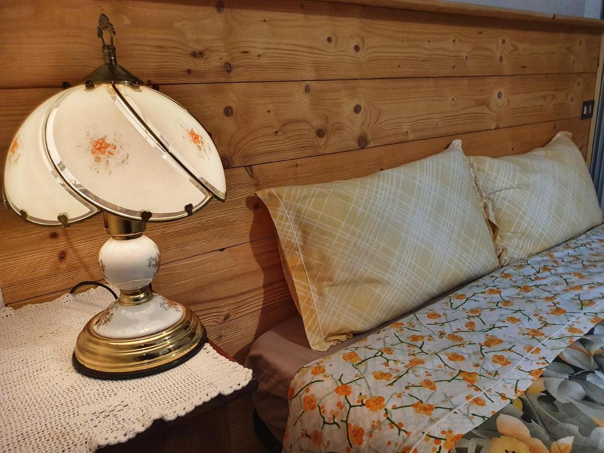B&B Il Pettirosso Malonno 외부 사진